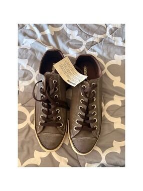 RARE Unisex Converse Brown Low Top Sneakers Size M9.5/W11.5